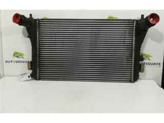 Интеркулер  3C0145805AM   Volkswagen Tiguan 
