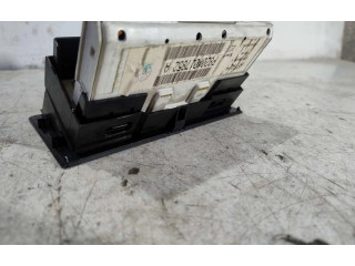 Дисплей    8200017852   Renault Safrane