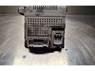   Pojistková skříňka 30728356, 12216069   Volvo S80 2004