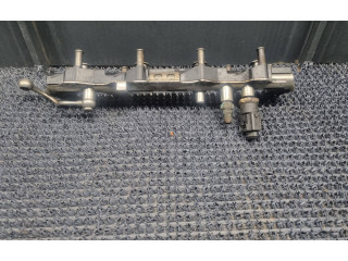 Топливная рампа 06D133317F   Audi A3 S3 8P  