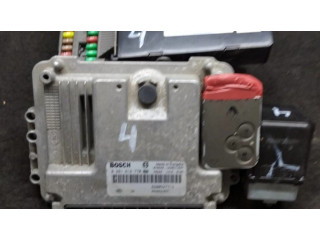 Блок управления двигателем ECU