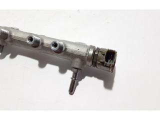 Vstřikovací lišta 31432834   Volvo V60    D 4204 T8 