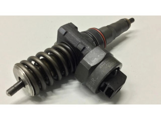 Vstřikovač 038130073J, 0414720015   Skoda Fabia Mk1 (6Y)  pro naftový motor 1.9  