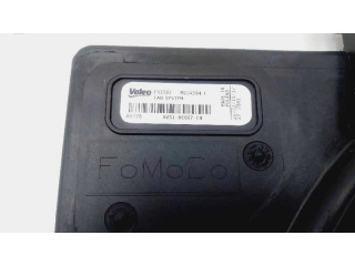 Вентилятор радиатора     8V518C607CH, 1843124    Ford B-MAX 1.6