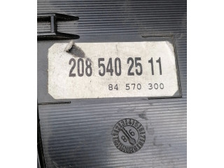 Přístrojová deska  Mercedes-Benz CLK A208 C208 1999 2085402511  