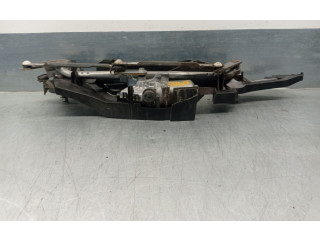 Pojistková skříňka Двигатель стеклоочистителей GS1D67340   Mazda 6 2009