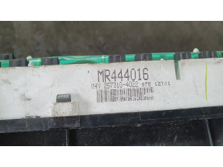 Přístrojová deska  Mitsubishi Galant 2000 MR444016, 2573104022  