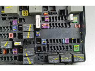 Блок предохранителей  P68243257AB, 16238CF15176N   Dodge VAN RAM    