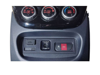 Блок управления климат-контролем 8002A106ZZ   Peugeot iOn