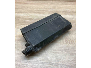   Pojistková skříňka 90504296, Used   Opel Vectra B 1996
