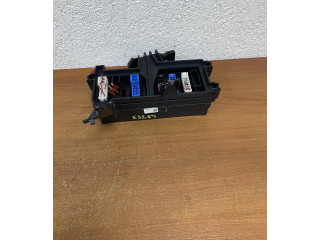 Блок предохранителей  A1645400272, E3287   Mercedes-Benz R W251    