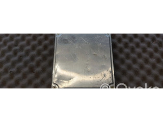 Řídící jednotka 8966132192, 1750001951   Toyota Camry 1989