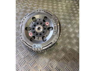 Генератор 31473617   Volvo XC90      
