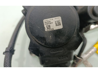 Топливный насос       Opel Antara  2006 - 2016 года   