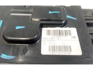 Pojistková skříňka Řídící jednotka BSM 243800010R   Renault Scenic RX 2013