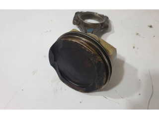 Píst 1109152562, 5T60TT   BMW M5  pro naftový motor 4.4 S63B44B 