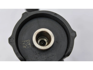 Vstřikovač 0445110320, 338002A900   Hyundai i30  pro naftový motor 1.6  