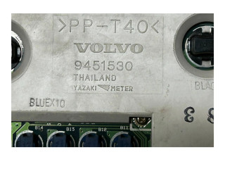 Přístrojová deska  Volvo S70  V70  V70 XC 1999 9168144, 9451530  