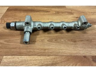 Vstřikovací lišta 559980748   Opel Meriva B    A17DTI 