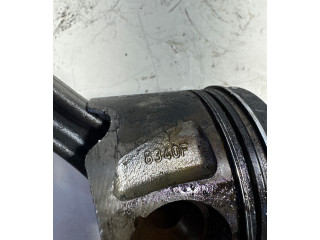 Píst 8340F   Mercedes-Benz ML W164    642.940 