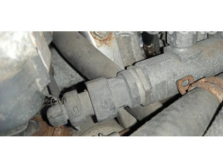 Vstřikovací lišta 0445214095, 55197370   Saab 9-3 Ver2     