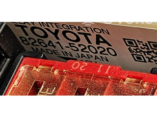   Pojistková skříňka 8264152020, 821150UK90G   Toyota Yaris 2017