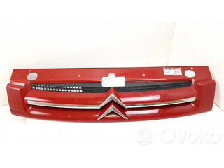 Передняя решётка Citroen Berlingo 2003-2007 года 9644758077, 9644758177      