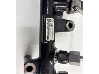 Vstřikovací lišta 9681909680, 968190968003   Peugeot 3008 I    RHC8 