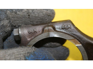 Píst 077B   Audi A6 S6 C4 4A     