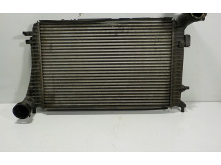 Интеркулер  1K0145803R, 1K0145803R   Volkswagen Eos 