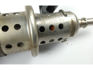 Vstřikovač 9813930180   Peugeot 3008 II    YH01 