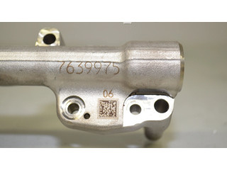 Vstřikovací lišta 7639975, 13537639975   BMW 2 F22 F23    B38B15A 