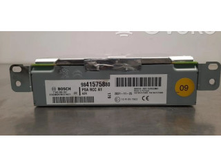 Радио/ проигрыватель CD/DVD / навигация     9841575880    Opel Vivaro 