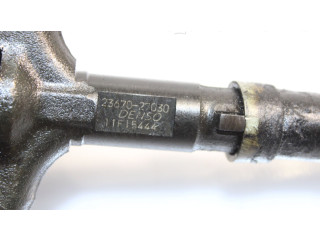 Vstřikovač 23670-27030   Toyota RAV 4 (XA20)     