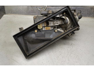 Vstřikovací lišta 0438121011, 026133353   Audi 80 90 B3     