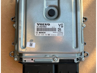 Блок управления двигателя 31392982   Volvo XC60