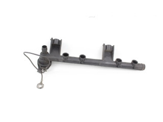 Топливная рампа 7700108667, 7700109066   Renault Twingo I  