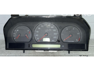 Přístrojová deska  Volvo S70  V70  V70 XC 2000 9472523, 69294-240T  