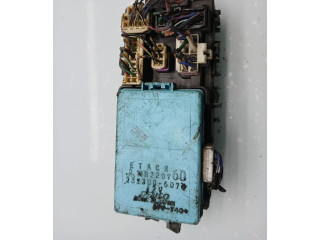 Блок предохранителей MR228760, 2323006072   Mitsubishi Colt    