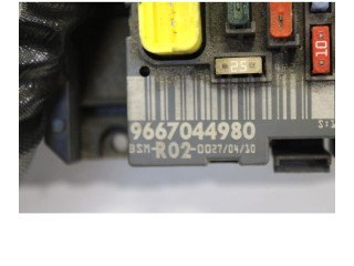   Pojistková skříňka 9667044980   Peugeot 3008  2009