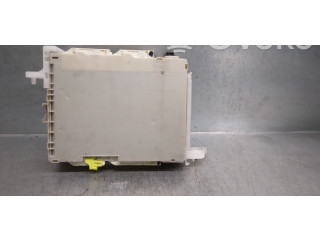 Pojistková skříňka Řídící jednotka BSM 8273052F80   Toyota Yaris 2014