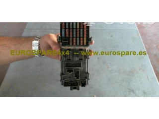   Pojistková skříňka 1F20, 4498   Mitsubishi Montero 1999