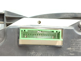 Панель приборов 8200390132   Nissan Primastar       