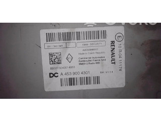 Радио/ проигрыватель CD/DVD / навигация A4539006502   Smart ForFour II W453    