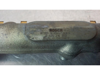 Vstřikovací lišta 0445216002, 0281002405   BMW 5 E39  pro naftový motor 3.0  