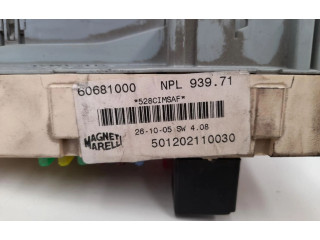   Pojistková skříňka 60681000   Alfa Romeo 166 