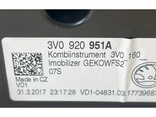 Přístrojová deska  Skoda Superb B8 (3V) 2017 3V0920951A, 3V0160  