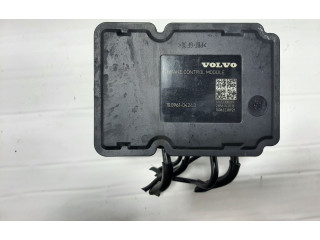 Jednotka ABS P31423315   Volvo V40 2016