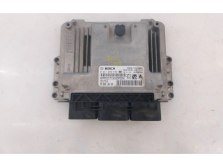 Řídící jednotka 9808016480, 0281030548   Peugeot 308 2013