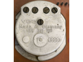 Přístrojová deska  Audi 80 90 B3 1989 893919033A, 81117477  